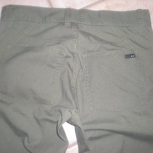 OAKLEY Brand  Army Green  NWOT  Size 30 x 30  SLIM STRAIGHT FIT PANTS